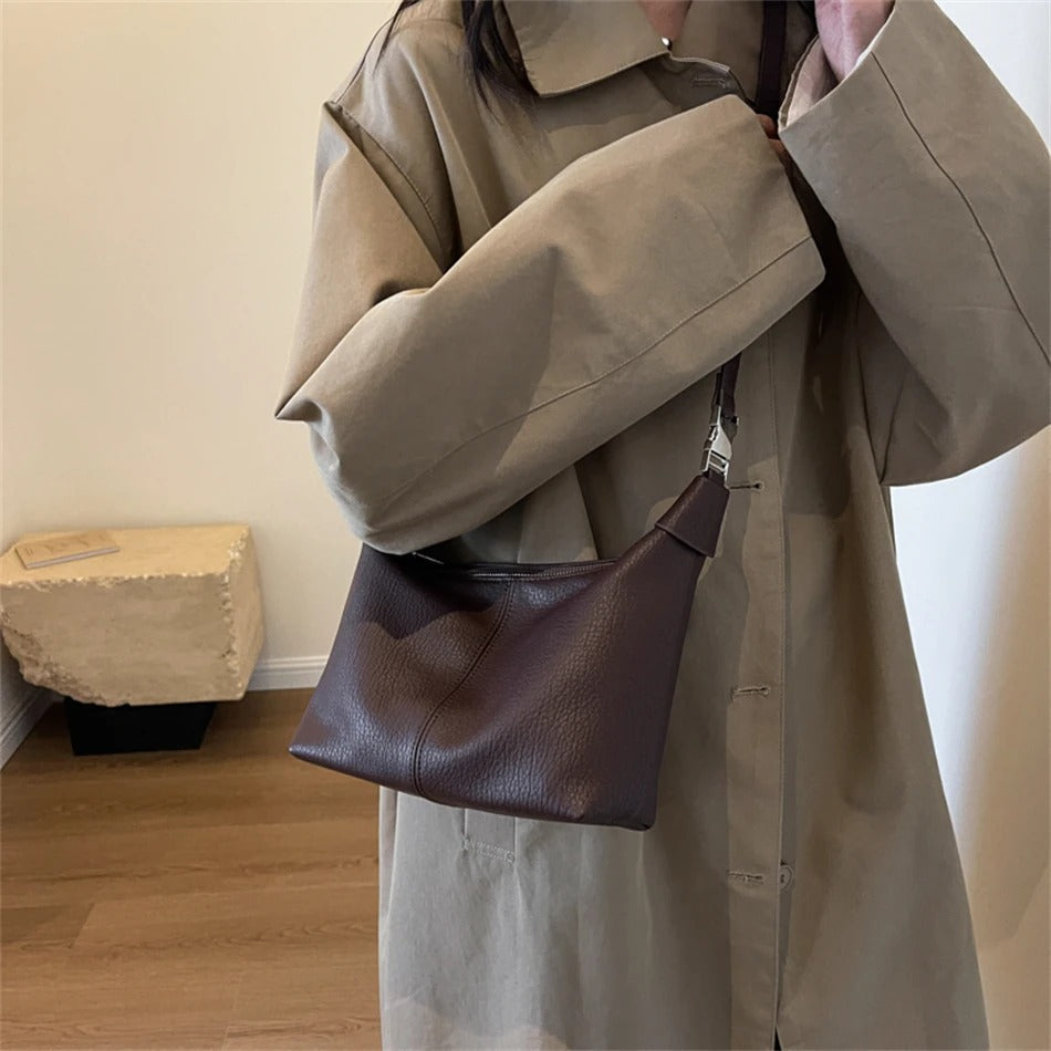 Arken | Roly Crossbody Bag