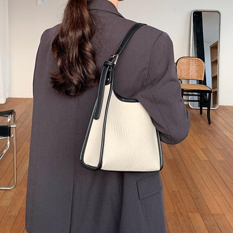 Arken | Mini Shoulder Bag Carlize