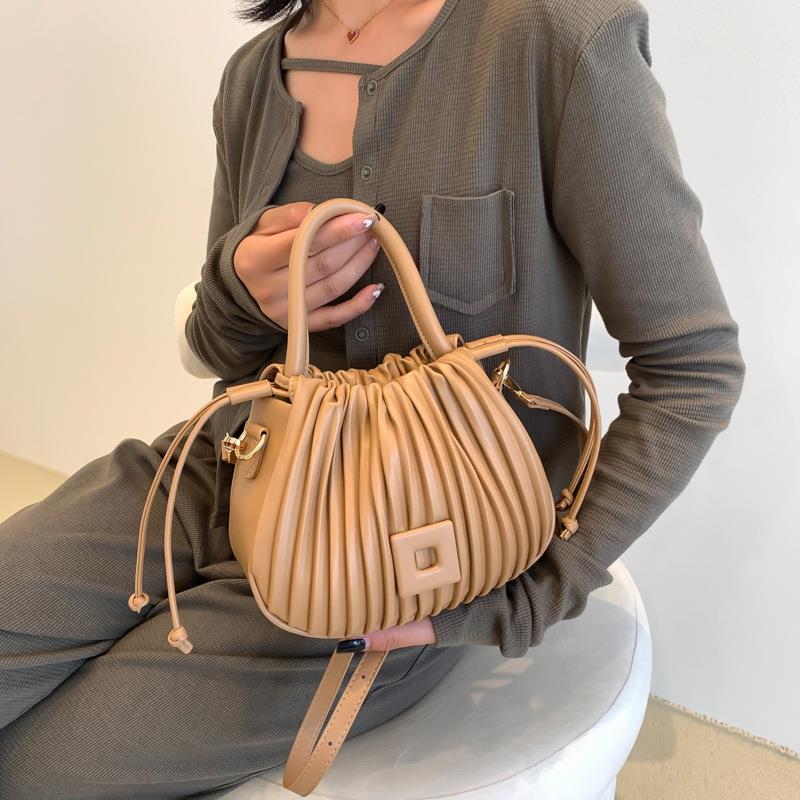 Arken | Pleated Handbag Orie