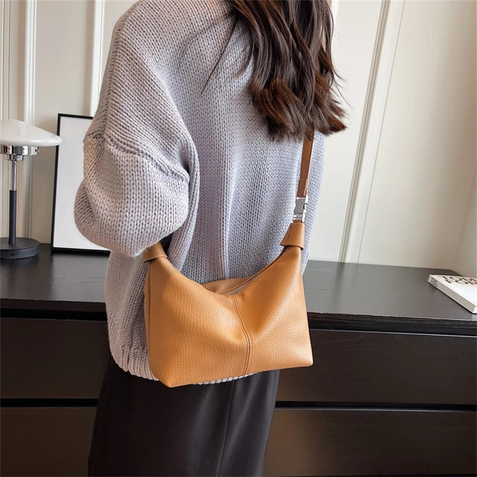 Arken | Roly Crossbody Bag