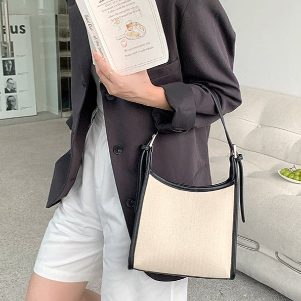 Arken | Mini Shoulder Bag Carlize