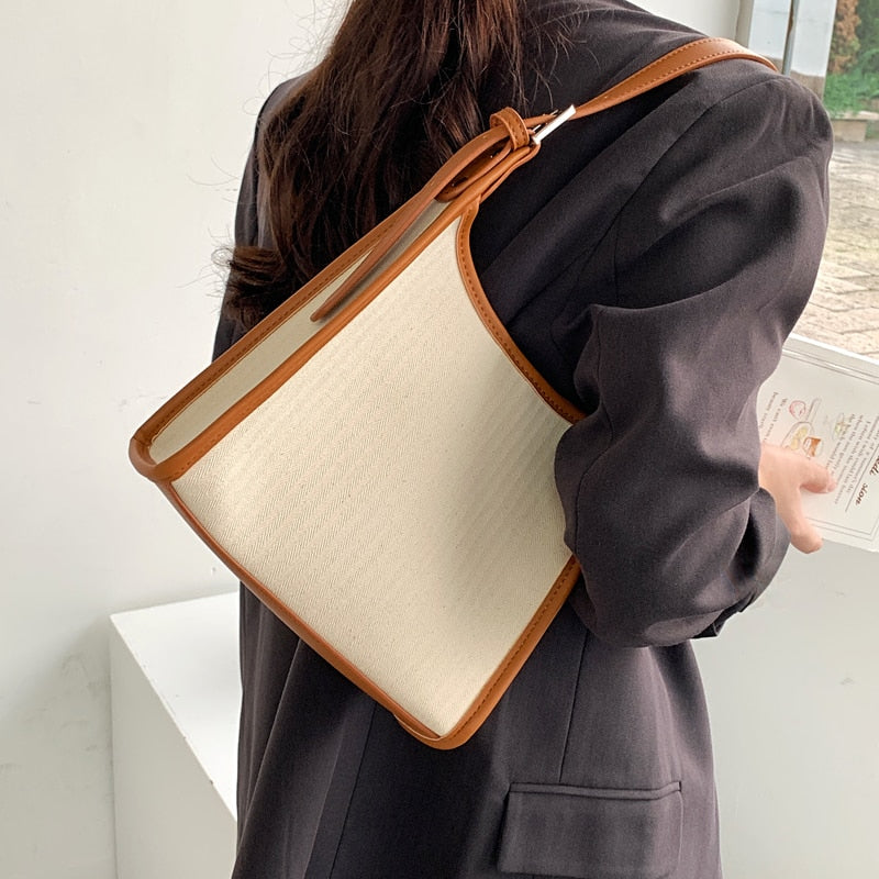Arken | Mini Shoulder Bag Carlize